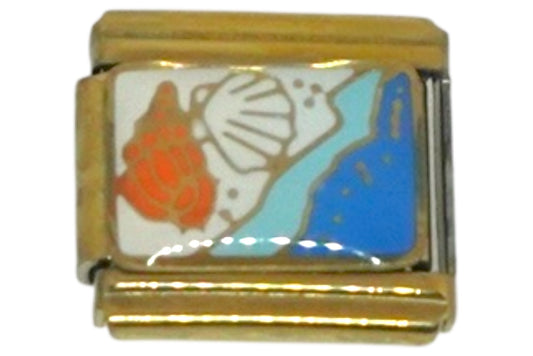 Seashells by the Shore Gold Italian Charm
